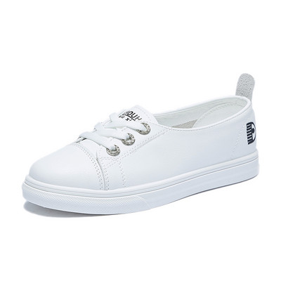 Sieviešu kedas ikdienas plakanas kurpes 2023. gada jauna pavasara modes raksta balti, elpojoši, ziedu šņorējami sieviešu apavi vulkanizēti