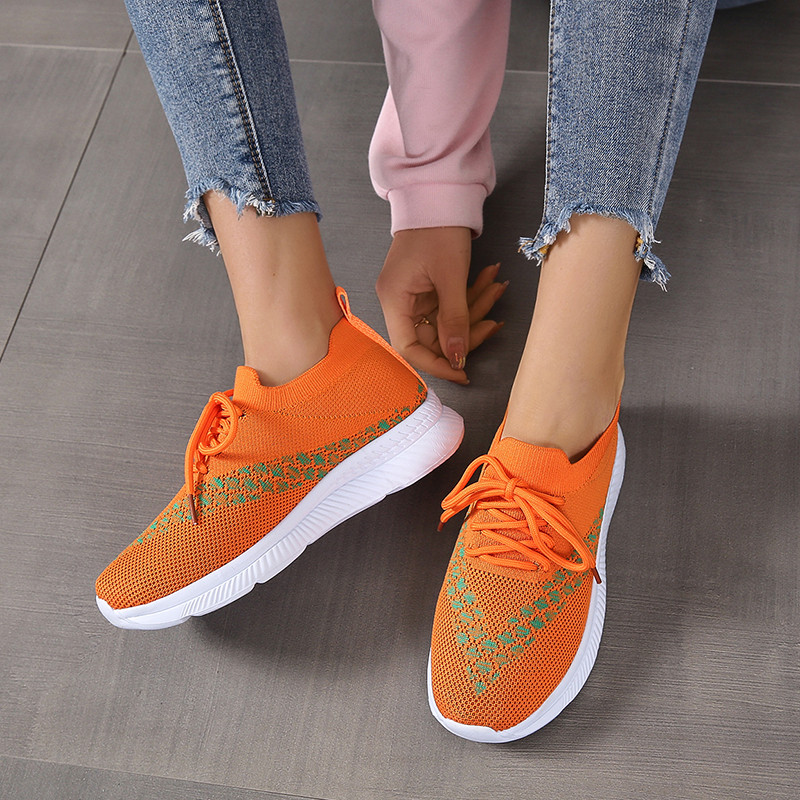 Ženske vulkanizirane cipele 2023. Proljeće i jesen Trendy ležerne ženske vanjske prozračne tenisice s platformom Ravne cipele s ukrštenim remenom