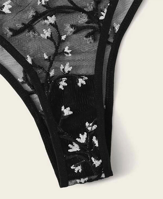 Ženski seksi komplet donjeg rublja Cvjetni vez Prozirno mrežasto donje rublje Perspektivni grudnjak bez leđa Conjunto De Dos Piezas De Moda Para Muje