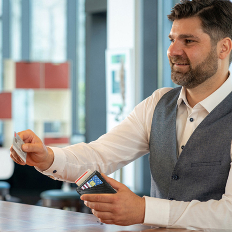 Szénszálas Rfid Férfi Pénztárcák Pénzestáska Vékony Vékony Kártya Férfi Pénztárca Luxus Férfi Kis pénztárca Kétszeres Vallet Billfold