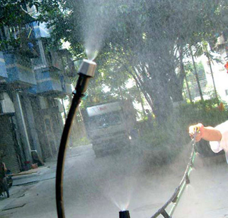 10 gab. Pelēka izsmidzināšanas uzgalis ar 4/7 mm Tee Uzklājiet Laistīšana Izsmidzina uz augiem Izsmidzināšanas rādiuss 0,6-0,9 m augstas kvalitātes smidzinātāja sprausla