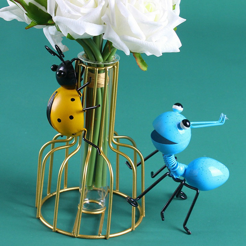 Jauka skudras statuja, dārza dekors, figūriņu statīvs skudras statīvs āra pagalmā, zāliena noformējums, skudras skulptūra, piekarināms koks sienas dekorēšanai, skudru rota