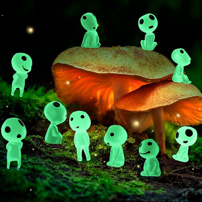 Ghibli Kodama helendavad päkapikupuu nukud, mikromaastiku kuju, õues hõõguv miniatuurne aiakuju, potikaunistus