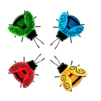 Метална пчела Летна градинска декорация Орнамент Стенно изкуство Насекоми Животни Миниатюрен декор Стенен 3D скулптурен декор