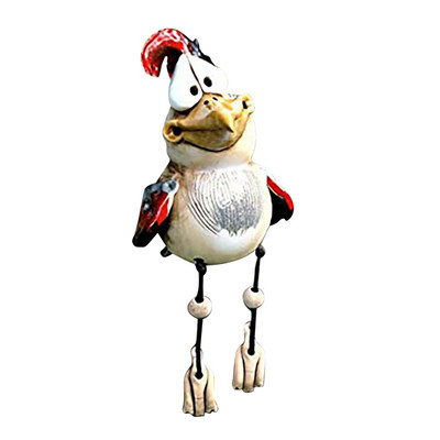 2022 Uus kanafarmi talu kunst-tagahoovi kaunistus siseõue kanakaunistus aiakujud välihoovi maastikuskulptuurid