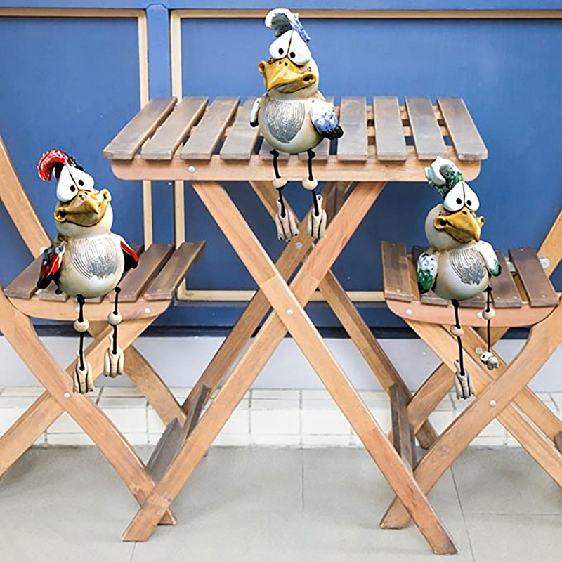 2022 Uus kanafarmi talu kunst-tagahoovi kaunistus siseõue kanakaunistus aiakujud välihoovi maastikuskulptuurid