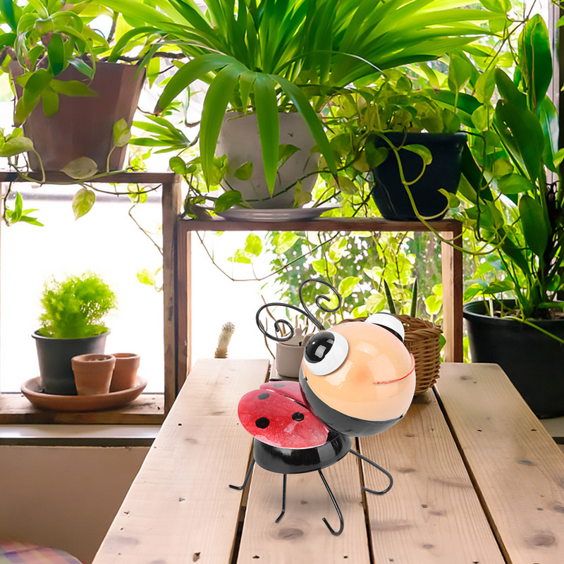 Kerti fal miniatűrök Kerti katica kültéri fal Katicabogár nagy fém katica kültéri fali szobrok Retro dekor