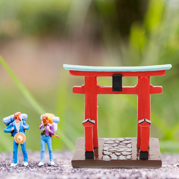 Torii Gate Аксесоари Миниатюрен орнамент Подпори за къща Модели от смола Украса Декор Външен дом