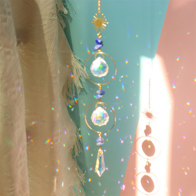 Kristály szélcsengő prizmás napfogó, fém függő ablak medál, szivárvány fényfogó, színes gyöngyök kerti dekorációval