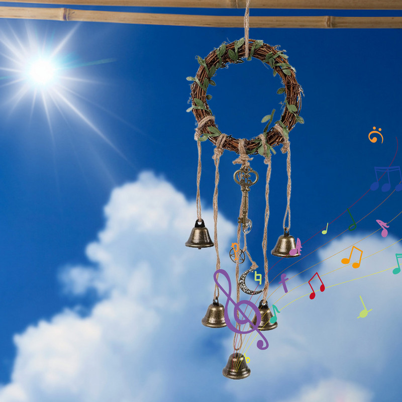 Raganų varpai, skirti apsaugoti duris, dekoruoti raganos vėjo varpelius namų dekoro dovana su pusmėnulio vainiku Wicca reikmenys su raganų runomis