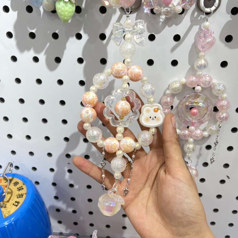 Automobilski broševi mobilni privjesak privjesak za ključeve privjesak torba za par Viseći ukrasi Veleprodaja vanjskih vrtnih dodataka