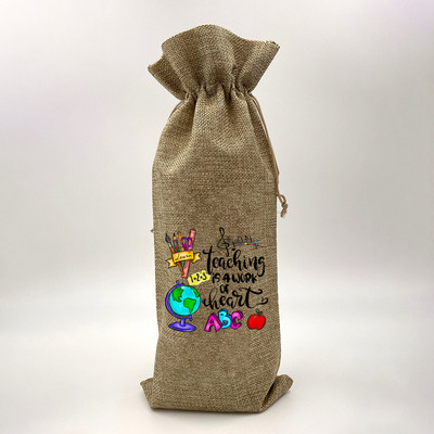Tanár Változtasd meg a Világot Nyomtatás Zsákvászon borostáskák Borosüveg táska húzózsinórral Újrafelhasználható zsákvászon borostáska Ötlet Ajándék tanárnak