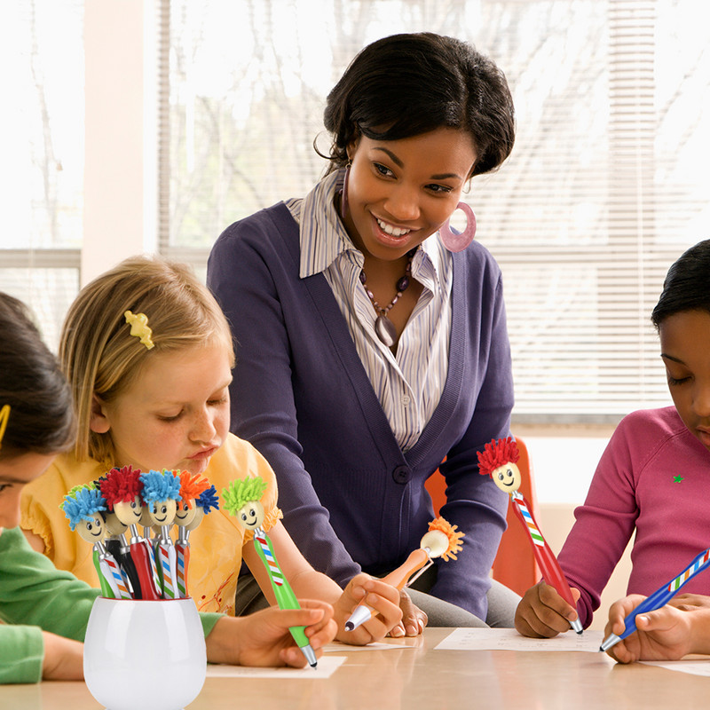 Elektronisko spilventiņu tālruņa skārienpildspalvu komplekts un lodīšu pildspalvas ar MOP Topper irbuli un iepakojuma maisiņu bērniem