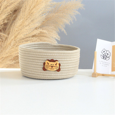 3 izmēra multfilmu dzīvnieki, ar rokām austi glabāšanas grozi, rotaļlietas, darbvirsmas organizators.