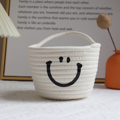 Ar rokām austs uzglabāšanas grozs Mīlīgs smaidiņš pie sienas piekarināmi grozi Kosmētikas rotaļlietas Dažādi piederumi Organizators Kokvilnas virve galda uzkodu trauks