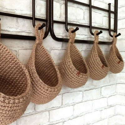 Természetes fonott szőtt zöldséges és gyümölcsös kosár falra akasztós gyümölcskosár konyhai asztali falra akasztós tárolókosár szárazpolc