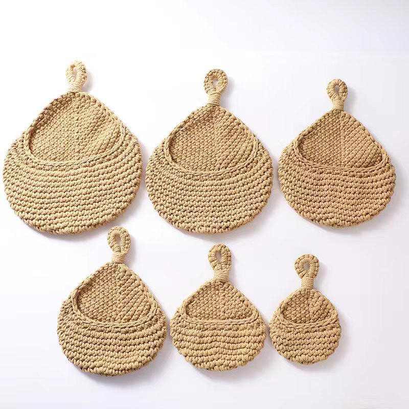 Természetes fonott szőtt zöldséges és gyümölcsös kosár falra akasztós gyümölcskosár konyhai asztali falra akasztós tárolókosár szárazpolc