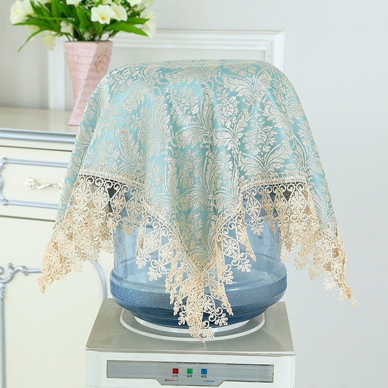 Vandens dozatoriaus dangtelis Plaidinis nėrinių dulkėms atsparus dangtelis Virtuvė Mikrobangų krosnelė Ryžių viryklė Stalinė lempa Kompiuteris Daugiafunkcis dangtelis nuo dulkių