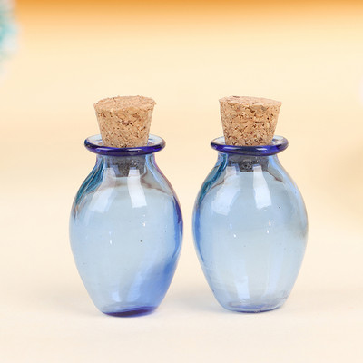 2 tk Mini klaasvärvi pudelid Armsad pudelid korgist väikeste pudelitega Kingitus pisikeste purkidega viaalid