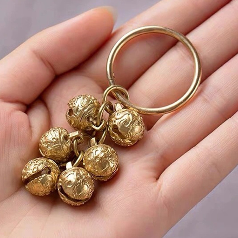 Kūrybingi žalvario rankdarbiai liejami vėjo varpeliai varpelio raktas automobilio mygtukas vėjo varpas Tibeto bronzos varpelio dovana namų dekoravimo pakabukas