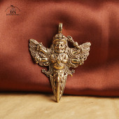 Misiņa Vadžra-Jakstu piesta Vadžras figūriņas Virves piekariņi Tibetas budisma piekariņi Misiņa mašīnas atslēgām piekarināmie mājas rotājumi