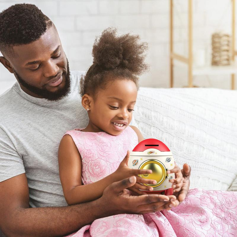 Детска касичка Статуя на ракета във формата на карикатура Парични спестявания Организатор Настолен занаят с изящни стикери за момичета и момчета