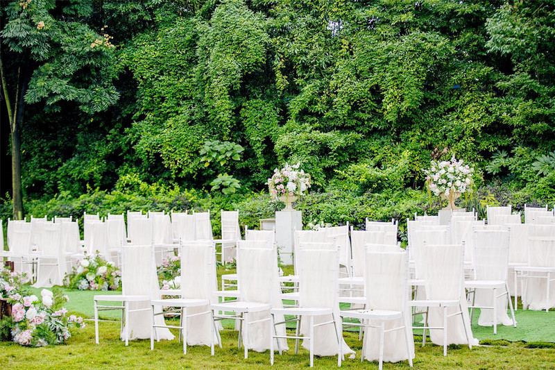 Set mrežastih stolica od 2 komada Vanjski set hotelskih blagovaonskih stolica za vjenčanje Rekviziti za vjenčanje Dekor suknje za stolac Pozadina Dekor za ogradu stolice za zabavu