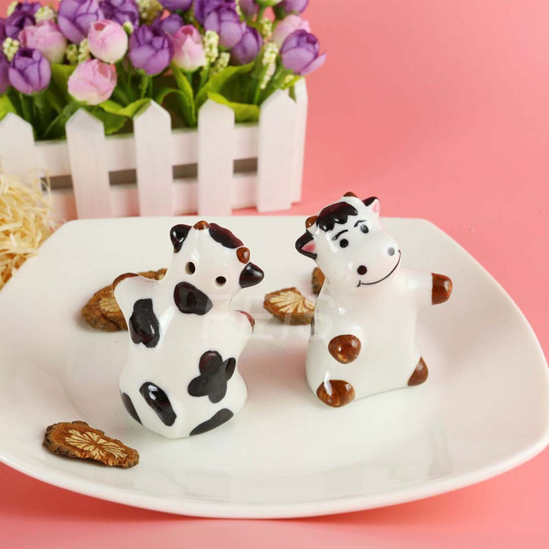 Крава Керамични сол и пипер Шейкъри Сватбена услуга Кухненски консумативи Кухненски прибори Хотелски консумативи ПОДАРЪЦИ Бебешки празник