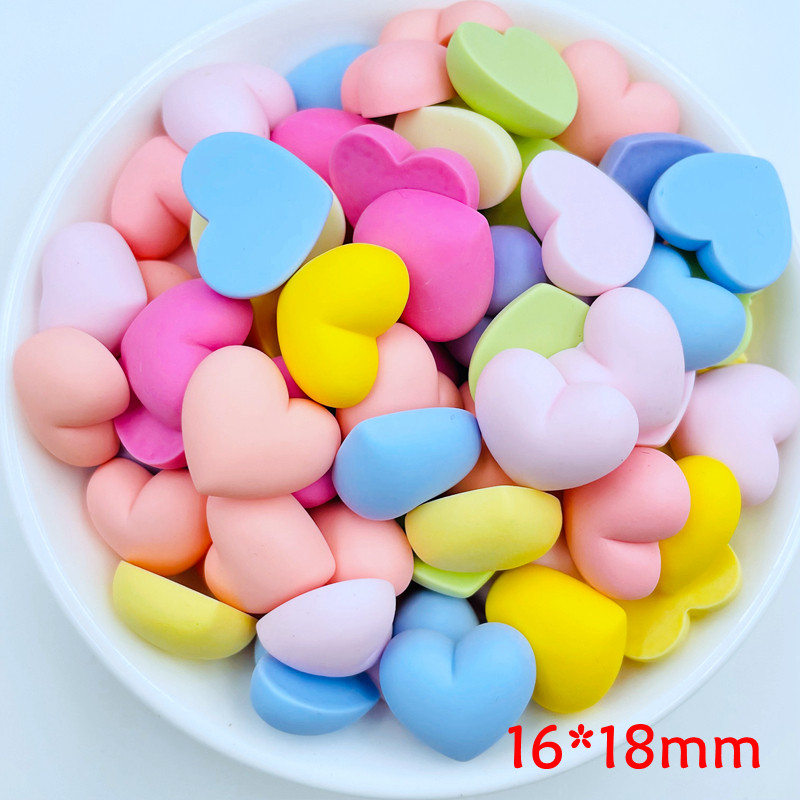 20 vnt Mielų animacinių filmukų mini širdelės formos plokščios nugaros dervos kabošonai, iškarpų knyga „pasidaryk pats“ papuošalai amatų dekoravimo priedai D89