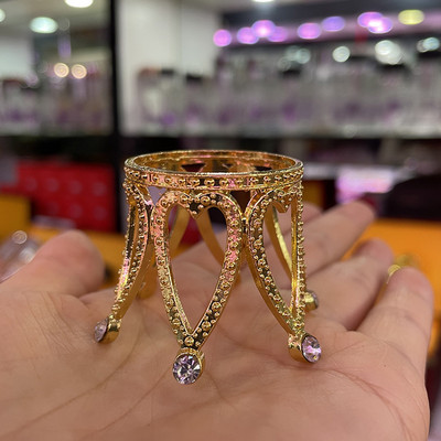 Krona metāla kristāla lodīšu turētājs sfērisks displeja statīvs galddatoram mājas dekorēšanai fotografēšanai