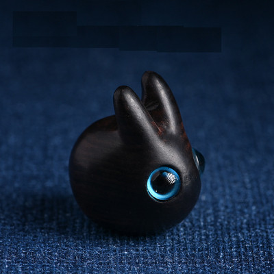 Kawaii triušio miniatiūrinės figūrėlės Raudonos sandalmedžio raižybos skulptūros amatų stalo papuošalai Pasakų sodo kambario dekoras Gimtadienio dovana