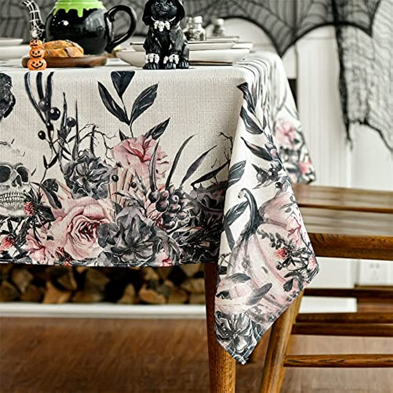 Halloweeni kaunistus veekindel laudlina pealuu skelett roosi nahkhiir pestav lauakate peopikniku õhtusöögi kaunistamiseks