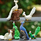 Pāvs dzīvnieku miniatūras sveķu figūriņas pasaku dārzs miniatūra sūnu ainava DIY terārija amatniecības aksesuāri mājas dekorēšanai