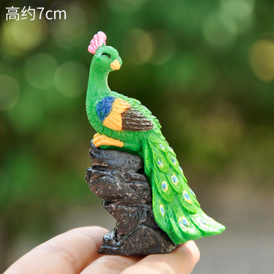 Pāvs dzīvnieku miniatūras sveķu figūriņas pasaku dārzs miniatūra sūnu ainava DIY terārija amatniecības aksesuāri mājas dekorēšanai