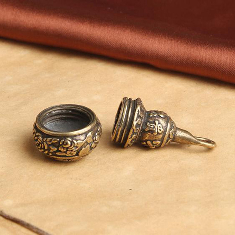1 db Feng Shui sárgaréz kínai betűk Blessing Lotus Gourd Charms kulcstartó medálok Pill Box Otthoni tárolódoboz Szerencsés vagyon Ajándék