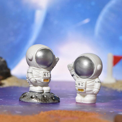 Ornamente de astronaut spațial din rășină Bibliotecă modernă pentru casă Decor de birou Sculptură Spaceman Statuie Model Cadou de aniversare creativ