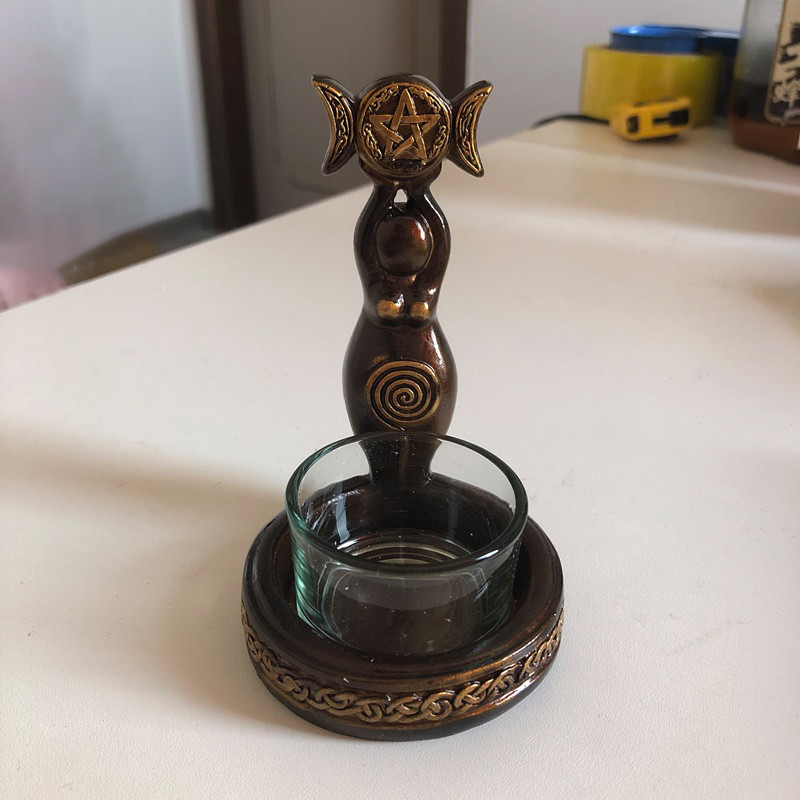 Spirālveida trīskāršā mēness dieviete tējas sveču turētājs sveķu skulptūra bronzas apdare, sveķu skulptūra Mājas dekors figūriņas kolekcionējamās