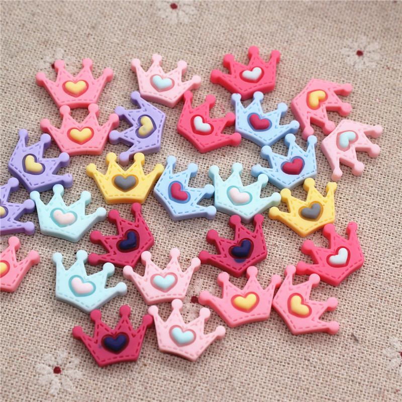 50 gab 16 mm jauktas krāsas maza vainaga sveķu plakanā kabošona rotaslietas/telefons/nagu mākslas rotājumi.