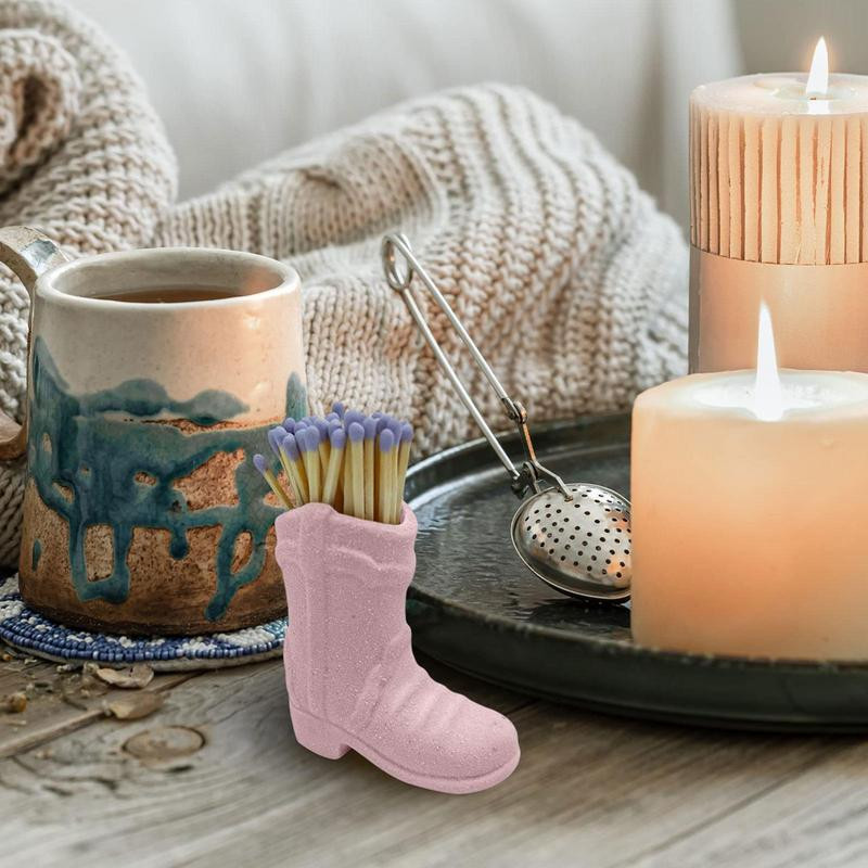 Keramikas sērkociņu turētājs ar uzbrucēju Boho stila kovboju zābaku sērkociņu turētāju sērkociņu statīva rotājums kamīna virtuves dekorēšanai