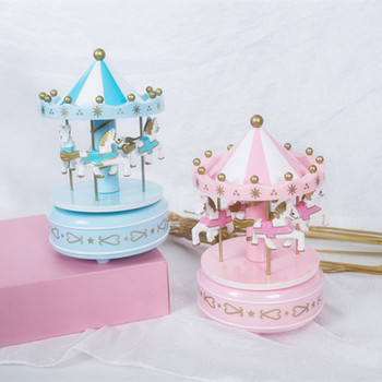 2023 Въртележка за декорация на торта Коледна музикална кутия Музикална кутия Изпратете подаръци за рожден ден на момичета Творчески декорации за печене Музикална кутия