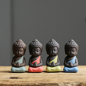 Kerámia díszek Szerzetes Kis Buddha Szobor Szerzetes Figura Tathagata Indiai Jóga Mandala Tea Kisállat Lila Kerámia Kézművesség Dekoratív