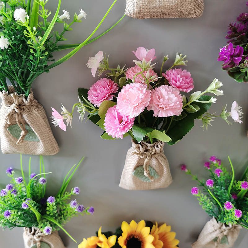 Αγοράστε 3 Πάρτε 1 τσάντα σεντόνια Τεχνητό λουλούδι Μαγνητικά αυτοκόλλητα DIY Simulation Flower Refrigerator Magnet Κουζίνα Δώρο Διακόσμηση σπιτιού