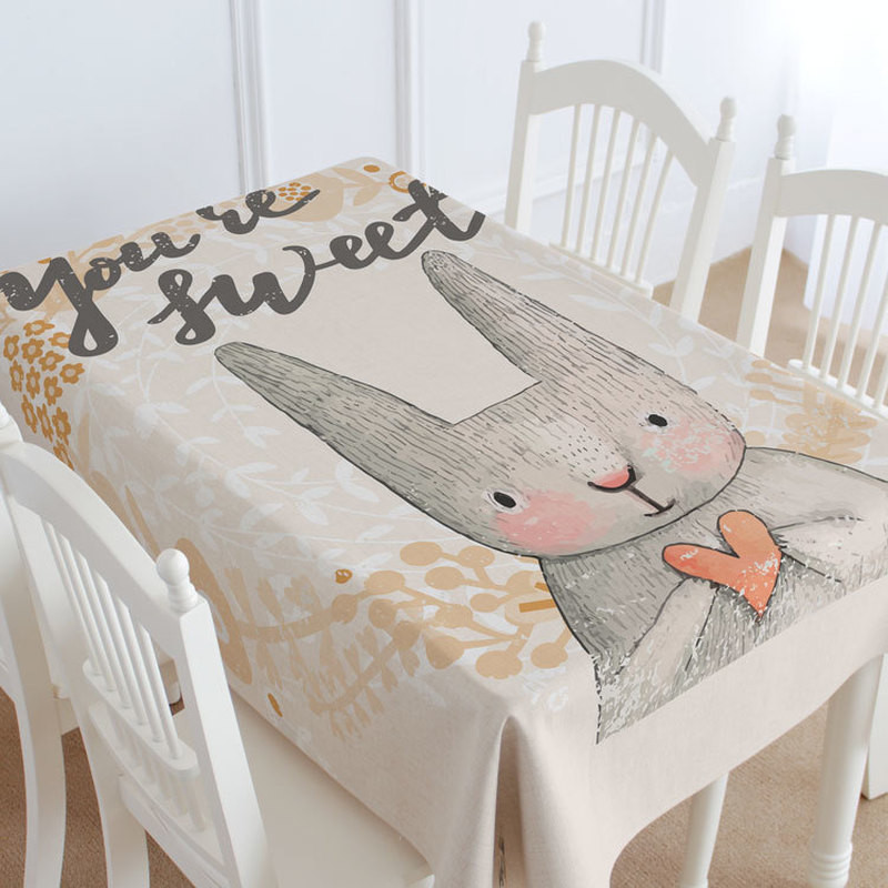 Ziedi lapas un truši galdauts kāzu dekors spogulis kafijas galdiņš pusdienu galda dekors pusdienu galda dekors galds