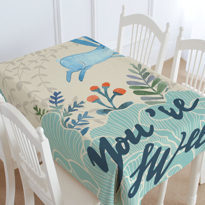 Ziedi lapas un truši galdauts kāzu dekors spogulis kafijas galdiņš pusdienu galda dekors pusdienu galda dekors galds