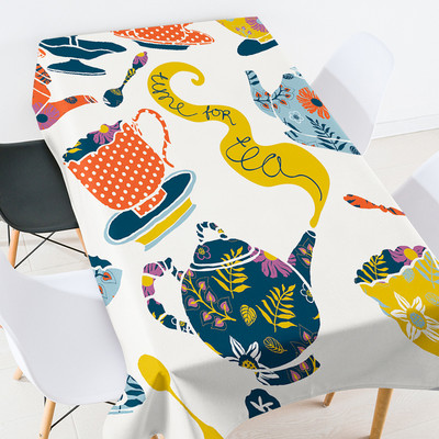 Multikas kruus jõululaudlina toa sisustus esteetiline lauakate söögilaua kate ruuduline laudlina peegel diivanilaud