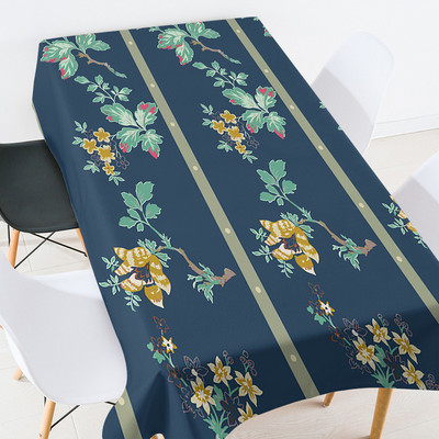 Ziedu lapas Galdauts galdam Galdauts ūdensizturīgs galdauts galds ūdensizturīgs galdauts Ēdamistabas galdi Galda ēdamistaba