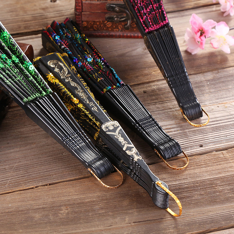 Nėriniai iš šilko sulankstomos rankos vientisos spalvos tuščiaviduriai nėriniai, moteriški rankoje laikomi gėlių vėduokliai, sulankstomi vestuvių vėduoklių festivalio dovanų dekoras ispaniško stiliaus