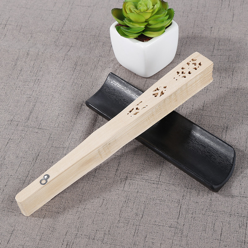 Μόδα Γαμήλια Χέρι Αρωματικό Πάρτι Σκαλιστό μπαμπού Πτυσσόμενος ανεμιστήρας Κινεζικός Ξύλινος ανεμιστήρας Vintage Κοίλος Πτυσσόμενος Ανεμιστήρας Αρχαιότητας Διακόσμηση σπιτιού