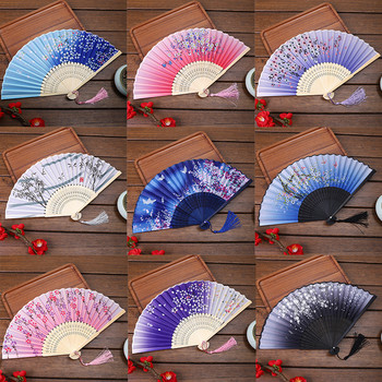 Винтидж копринено сгъваемо ветрило Ретро китайски японски бамбук с пискюл Plum Blossom Dance Hand Fan Gift Craft Ornament Home Decoration