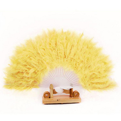 Baltas rokas vēdekļi, salocīti spalvu vēdekli, roku darbs